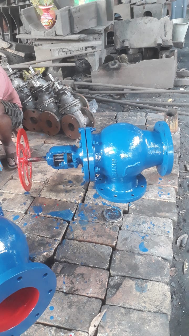 Right Angle Globe Valve